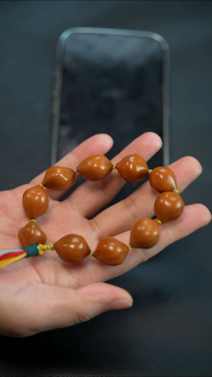 手串/手链橄榄核缘*精抛枣珠