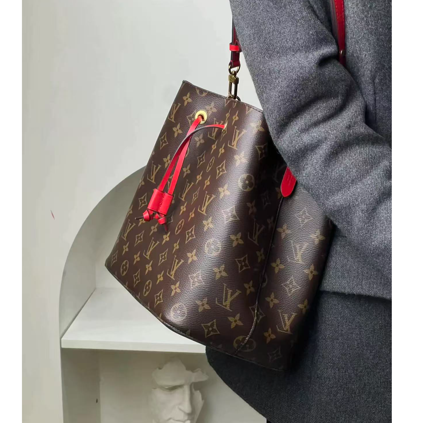 95新 LouisVuitton/路易威登 lv 红水桶 老花 /优品