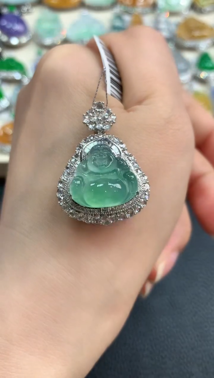 【闪购商品】翡翠吊坠(不含链)18K金镶嵌n96       