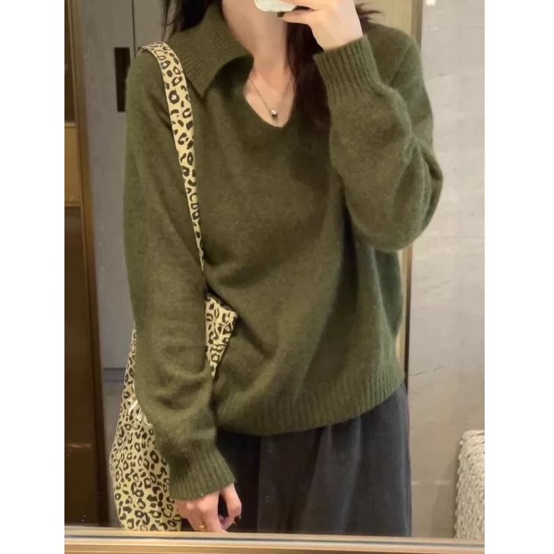 极简风绿色大翻领套头毛衣女2025年秋冬新款高级感宽松显瘦针织衫