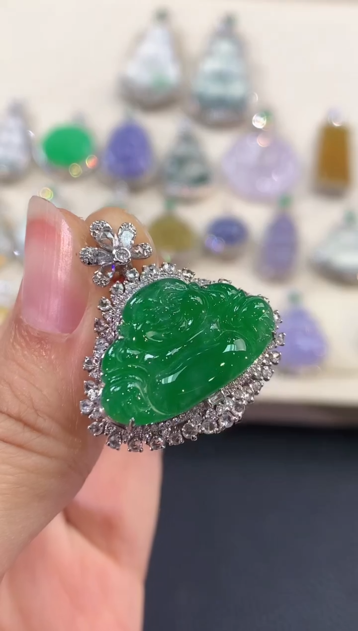 【闪购商品】翡翠吊坠(不含链)18K金镶嵌c79