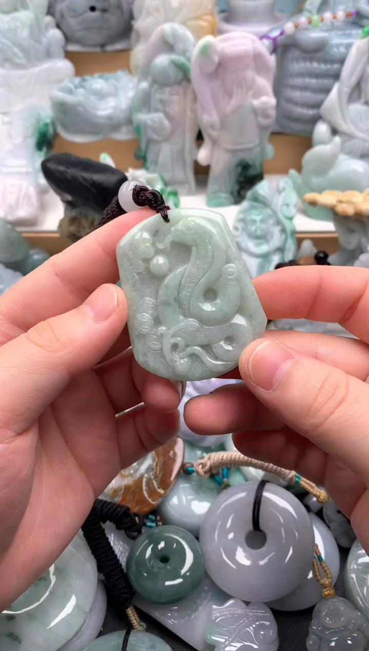 吊坠(不含链)未镶嵌翡翠1