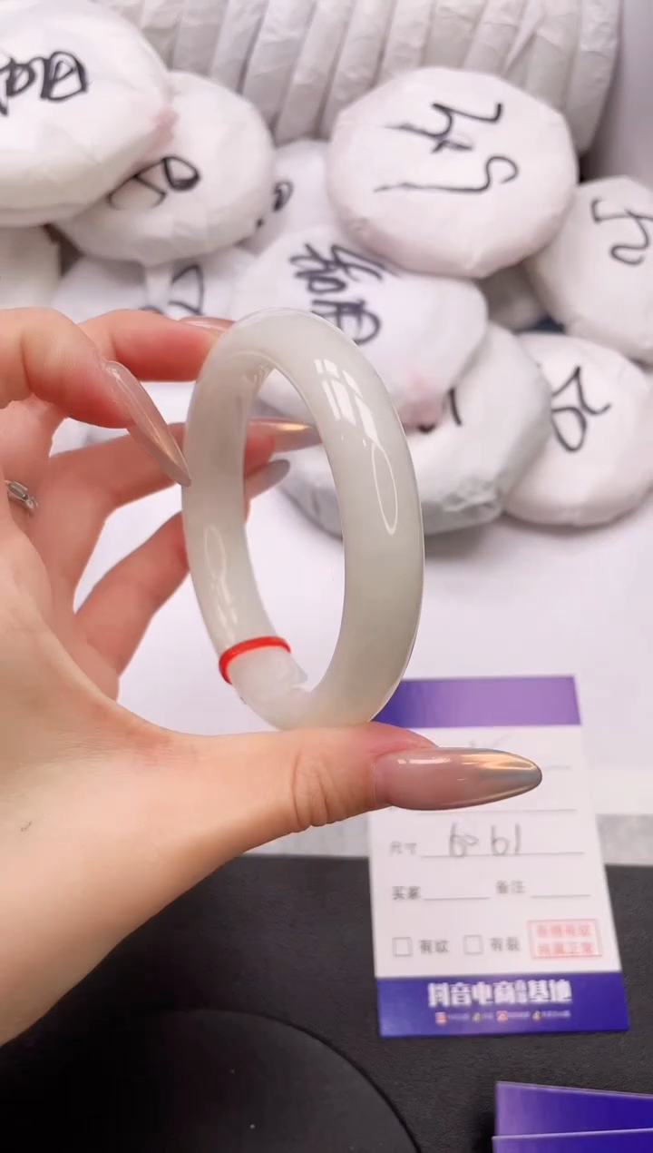 【闪购商品】和田玉手镯未镶嵌24L65-60