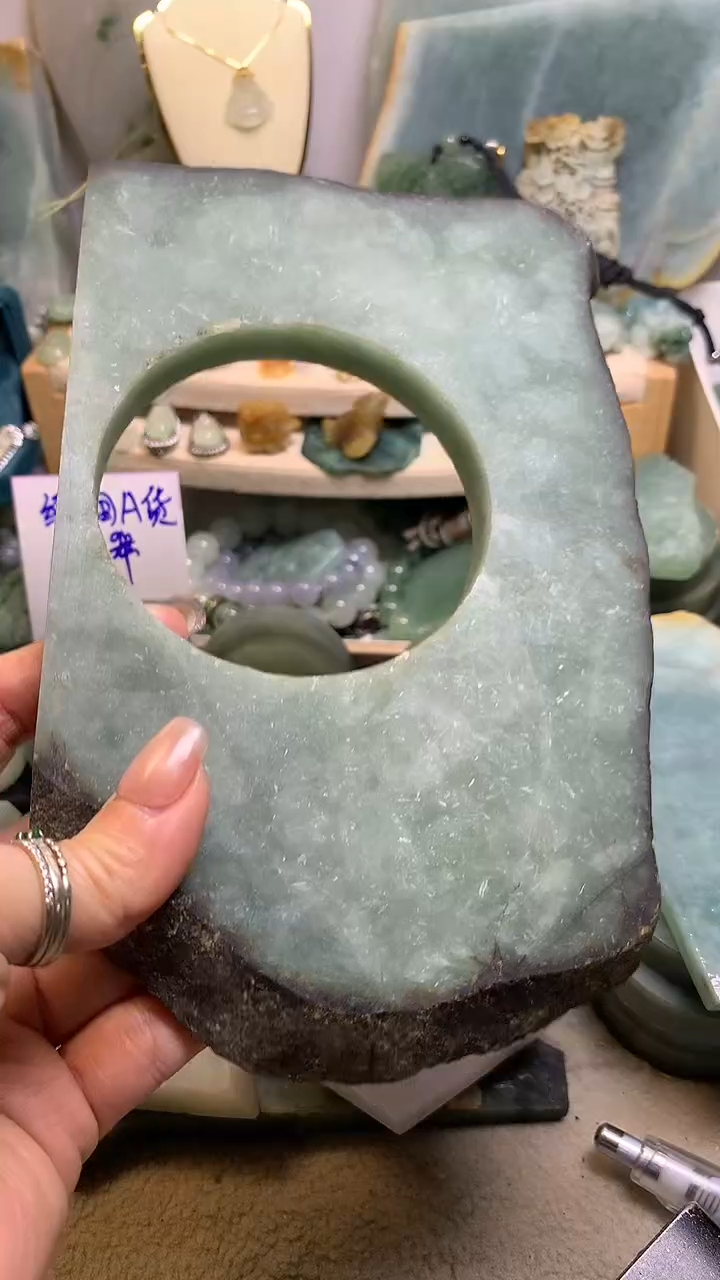 【闪购商品】翡翠挂件未镶嵌缅甸A货翡翠，没有运费险