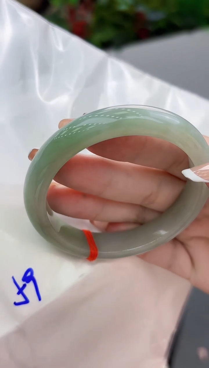 【闪购商品】翡翠手镯未镶嵌翡翠手镯
