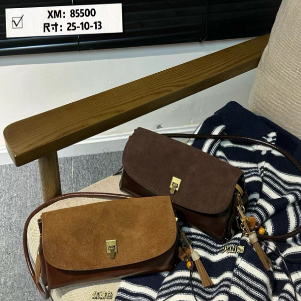 新款气质百搭高级感轻奢风单肩斜挎小包包