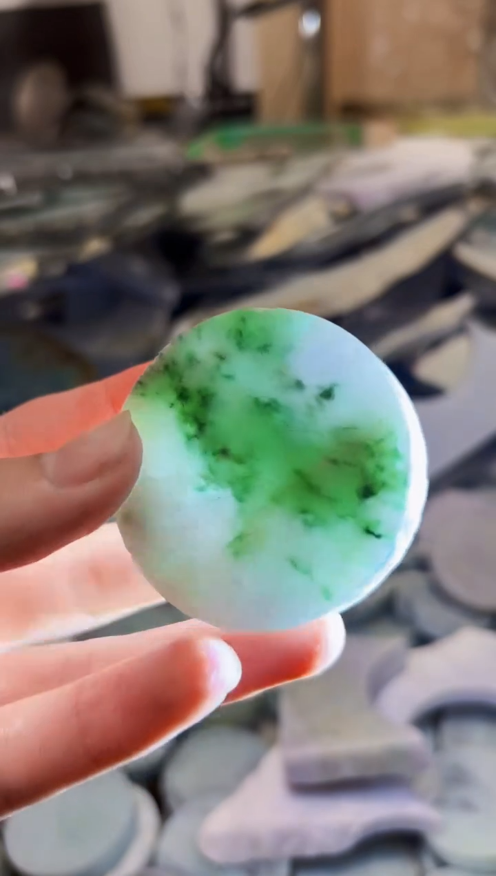 【闪购商品】翡翠颈饰未镶嵌A货白谭1484