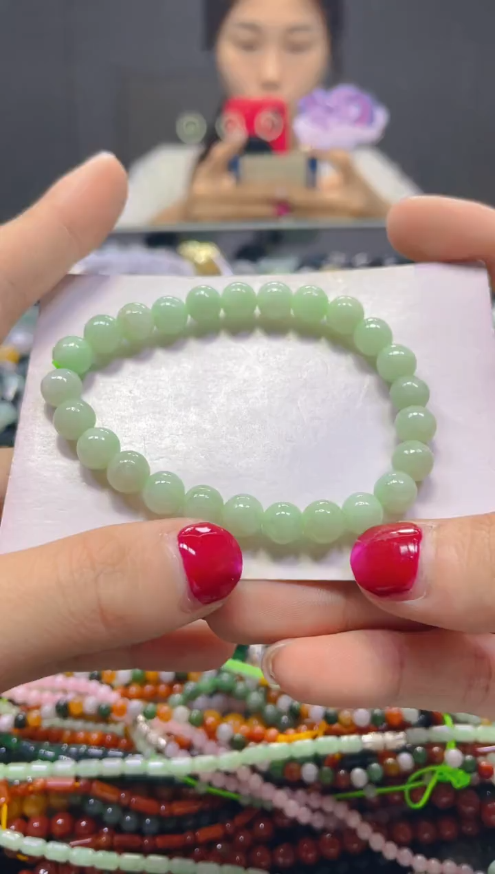 颈饰未镶嵌翡翠8MM/T/翡翠A货，一件也是批发价