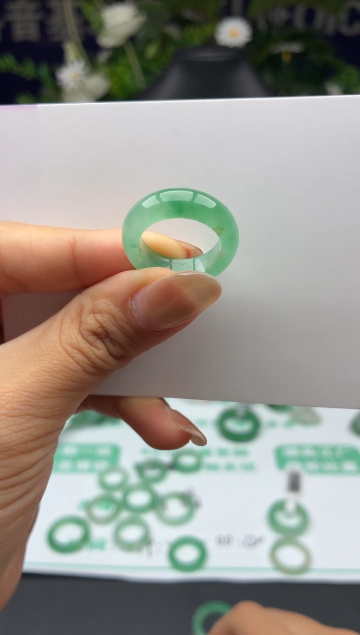 石英质玉未镶嵌戒圈非洲翠戒圈卡12