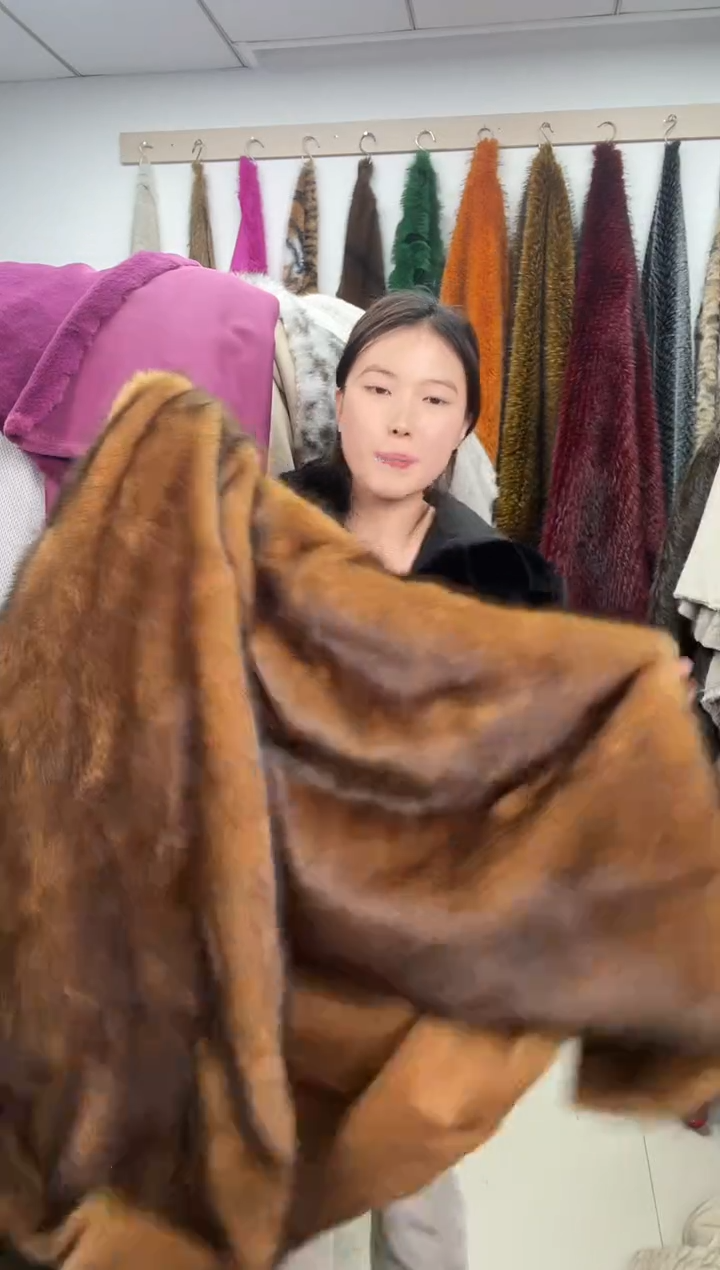 狐狸毛D837，尺寸1.8*1.5