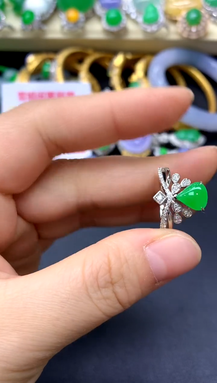 18K金镶嵌戒指翡翠382-中国好珍宝