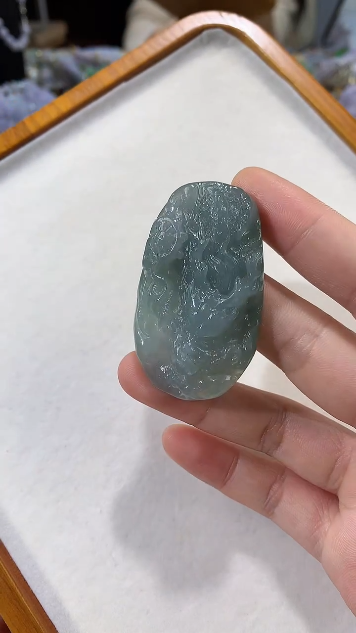 颈饰未镶嵌翡翠吊坠