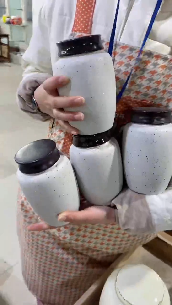 【闪购商品】罐陶瓷茶叶罐存茶罐密封罐