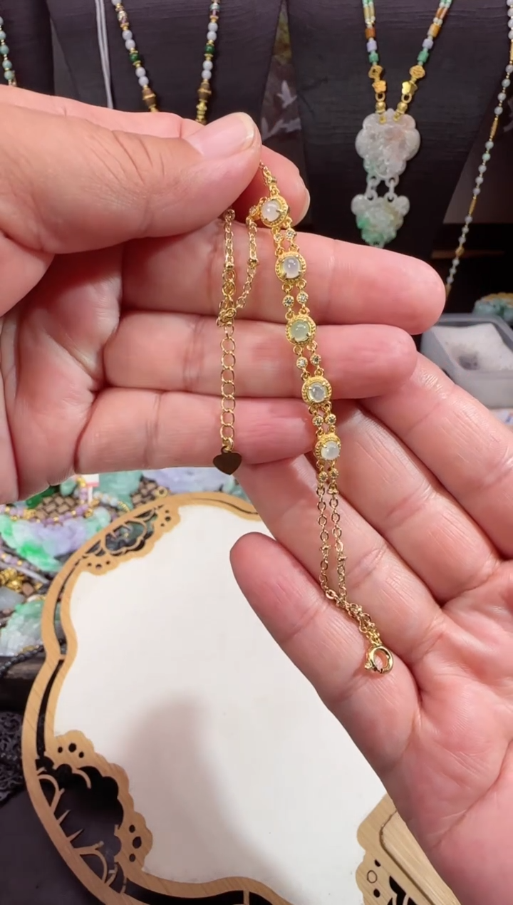 【闪购商品】翡翠颈饰未镶嵌拍照