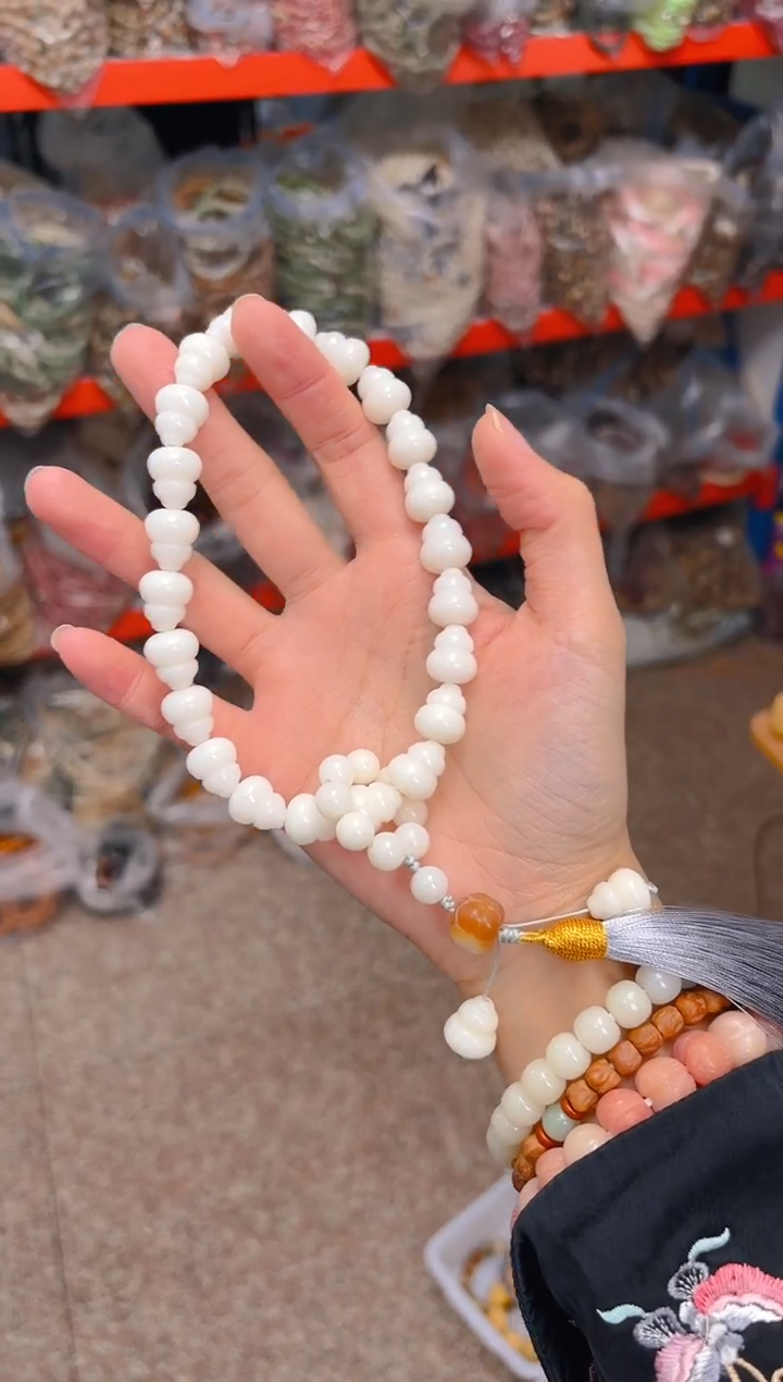 吊坠菩提根/象牙果白色葫芦手持