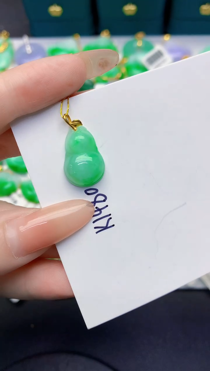 颈饰未镶嵌翡翠缅甸天然翡翠A货