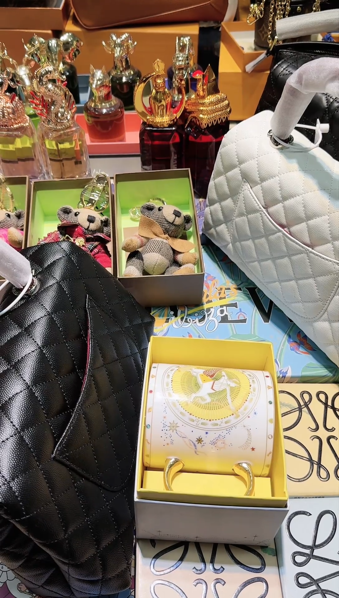 【闪购商品】瓷片换类目孤品单品一件不留香包手拎 黑