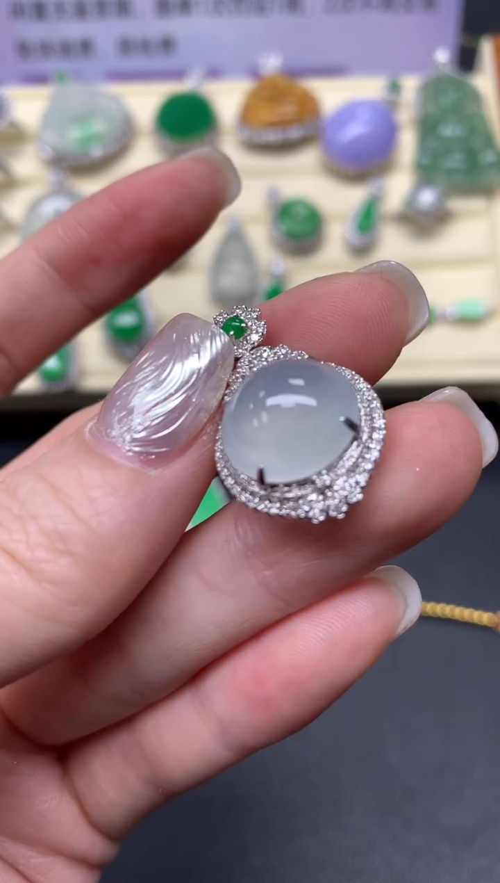 【闪购商品】翡翠吊坠(不含链)18K金镶嵌吊坠|4500+450