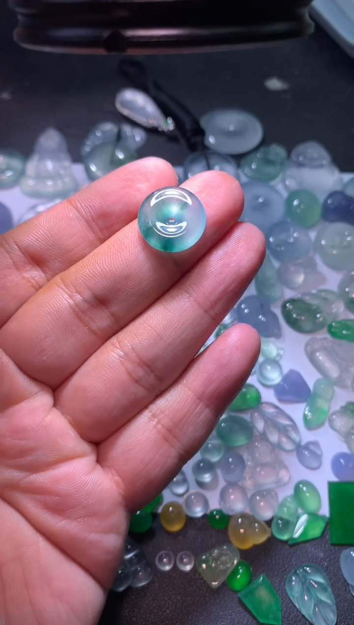 【闪购商品】翡翠颈饰未镶嵌平安扣