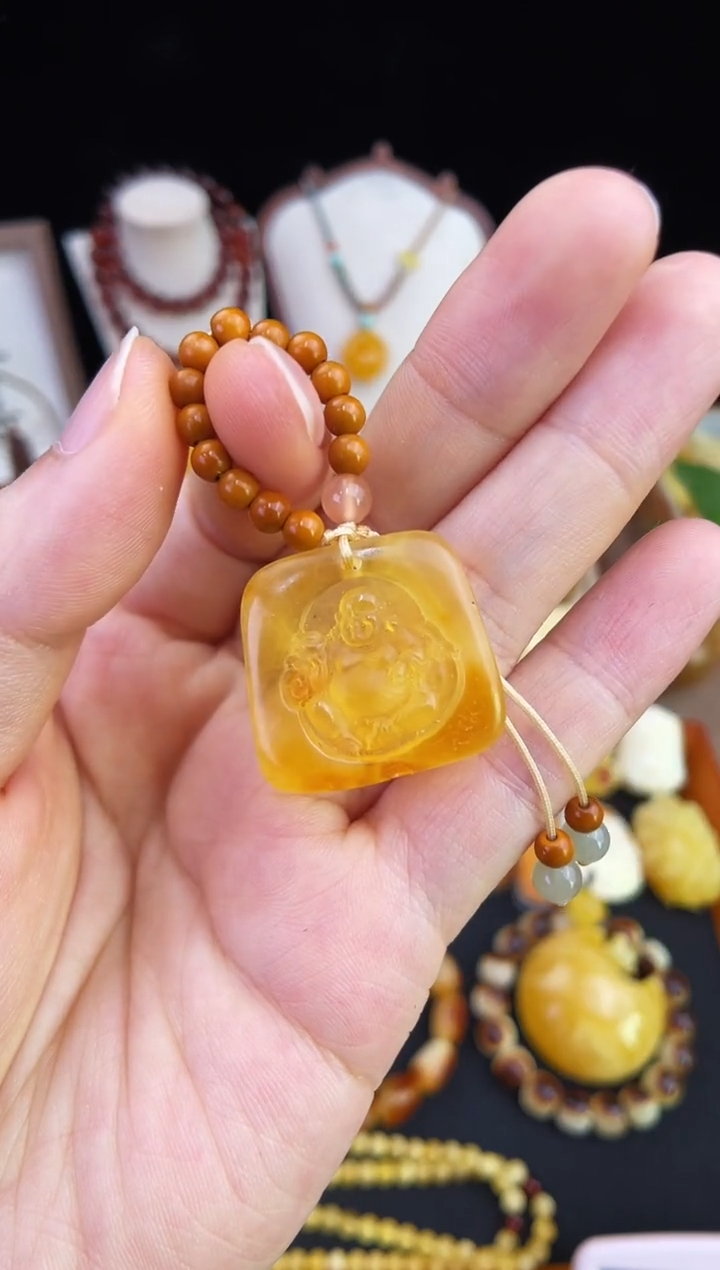 琥珀未镶嵌珠宝奇石柒月