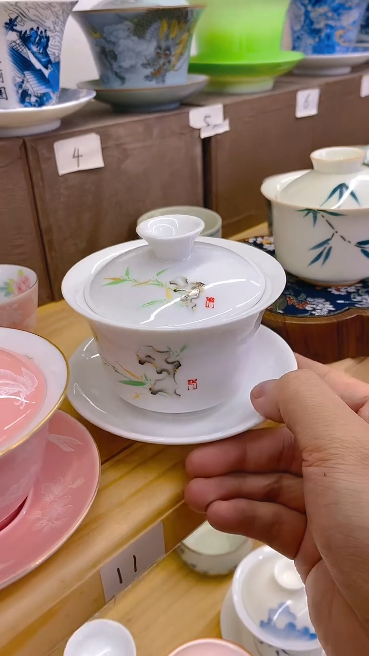 高温烧制陶瓷产品60