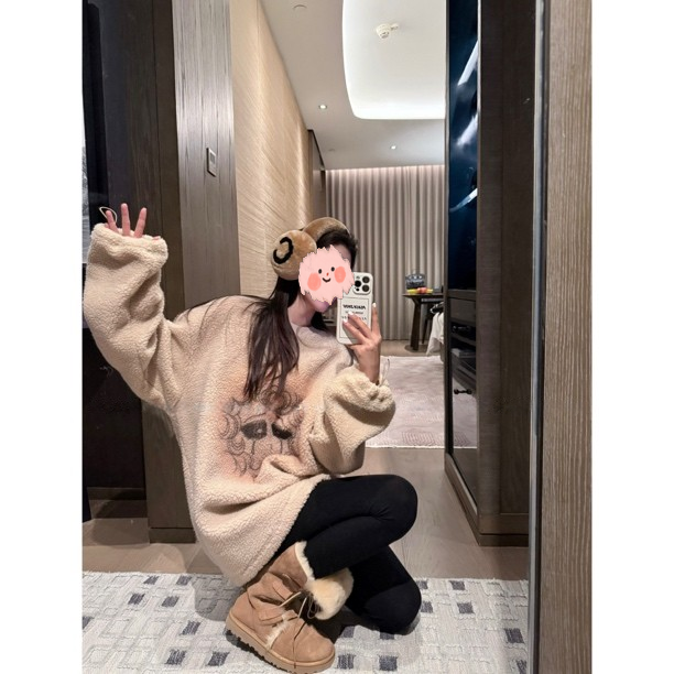 加厚卡通印花宽松圆领卫衣休闲减龄保暖绒衫