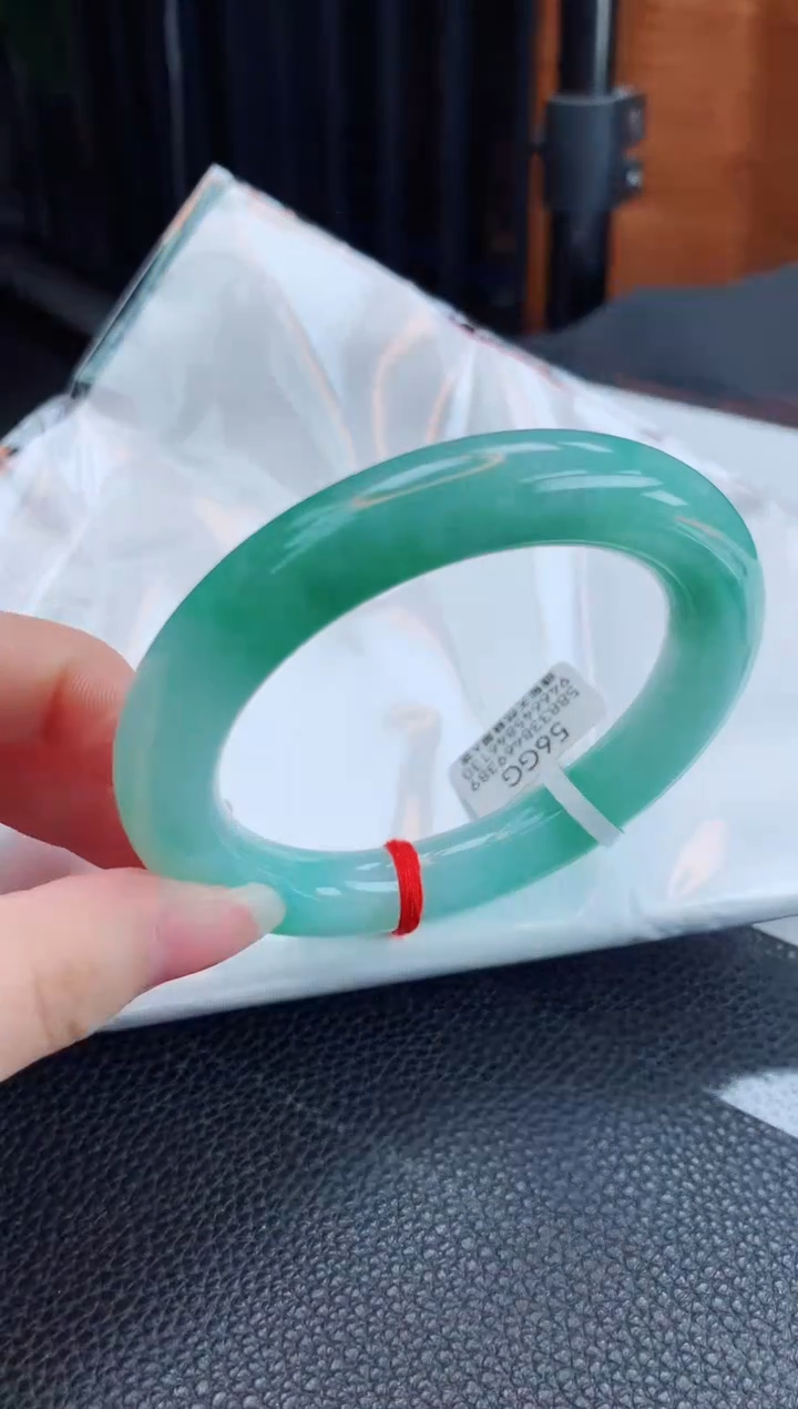 【闪购商品】翡翠手镯未镶嵌缅甸天然翡翠A货手镯