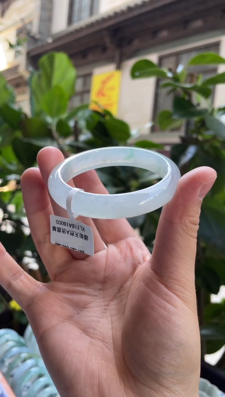 未镶嵌手镯（贵妃镯）翡翠55贵妃