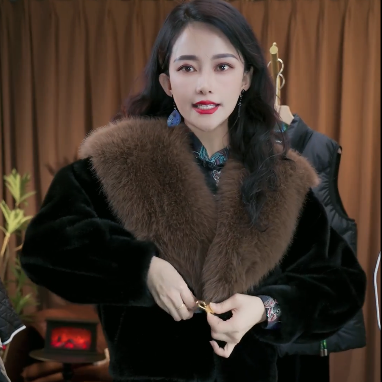 气质毛领女士雪兰貂外套AH