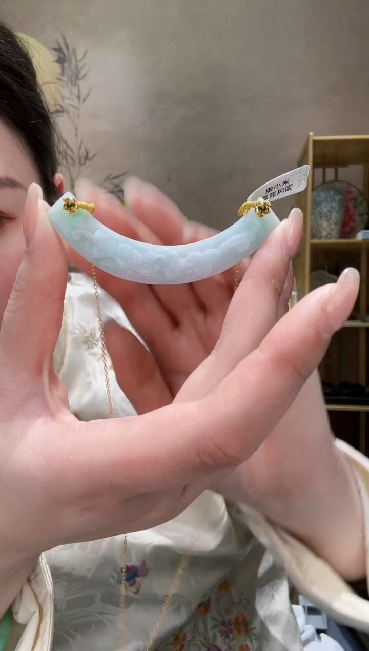 【闪购商品】翡翠颈饰未镶嵌吊坠