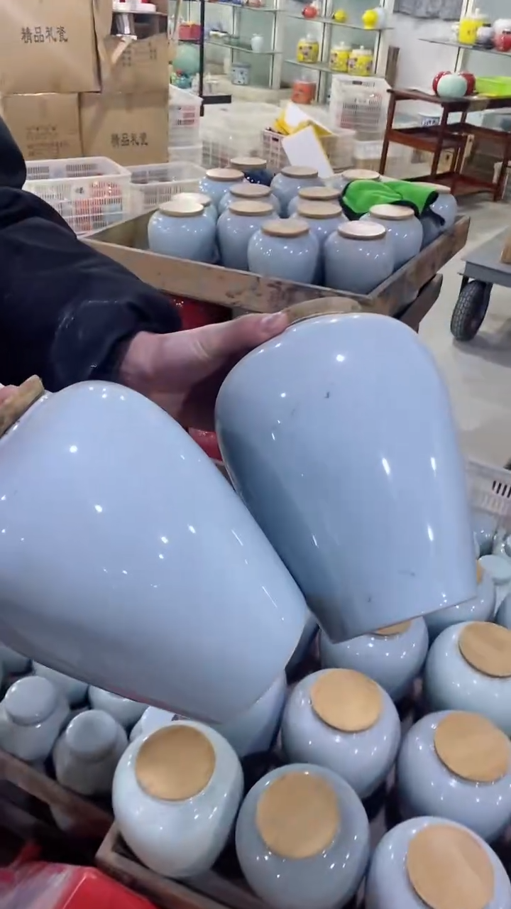 【闪购商品】罐陶瓷茶叶罐存茶罐密封罐