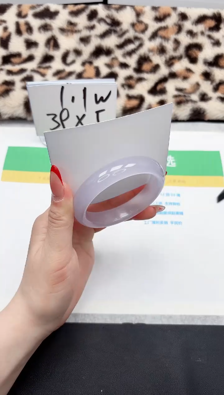 【闪购商品】石英质玉手镯未镶嵌182-58.2