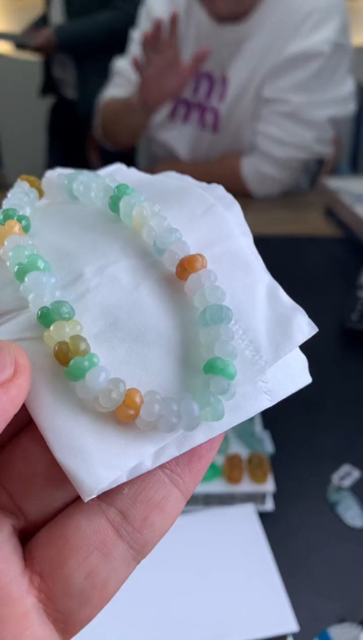 【闪购商品】定制翡翠未镶嵌手串