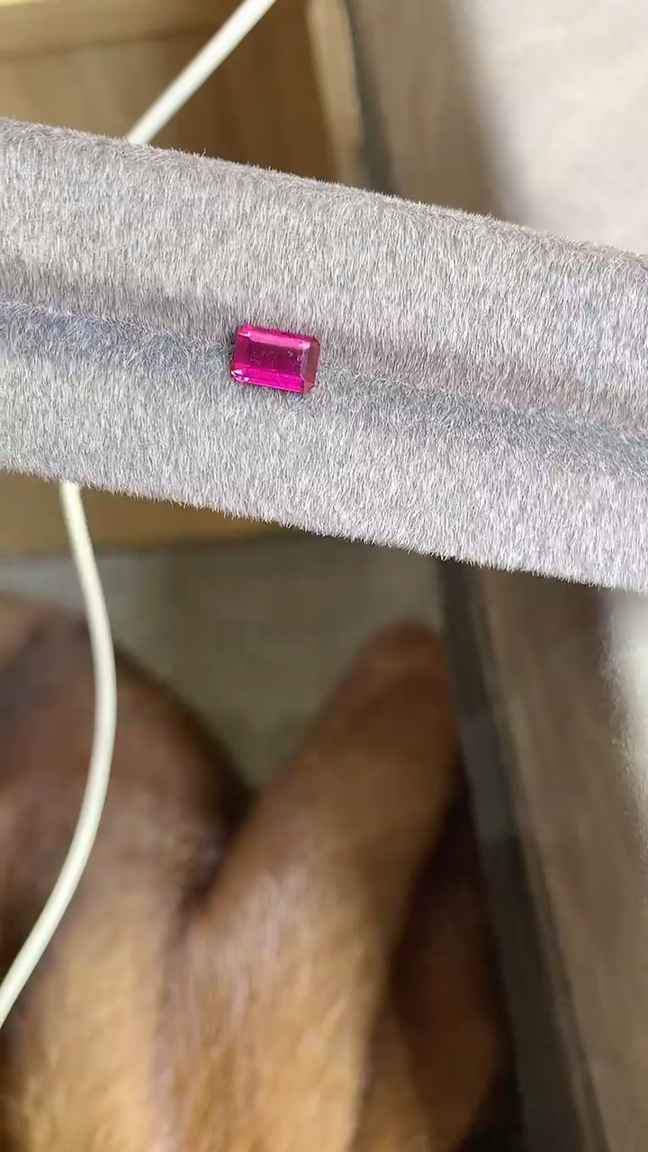 【闪购商品】碧玺裸石未镶嵌卢比来裸石1.35ct