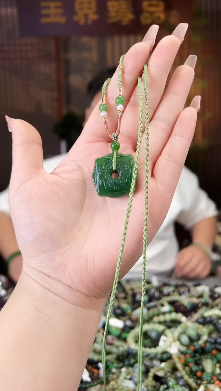 【闪购商品】和田玉颈饰未镶嵌多样性发一