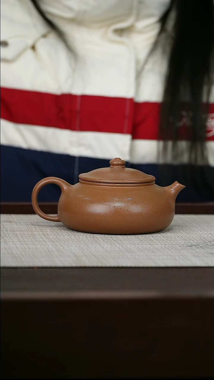 【闪购商品】宜兴原矿紫砂壶茶壶180C
