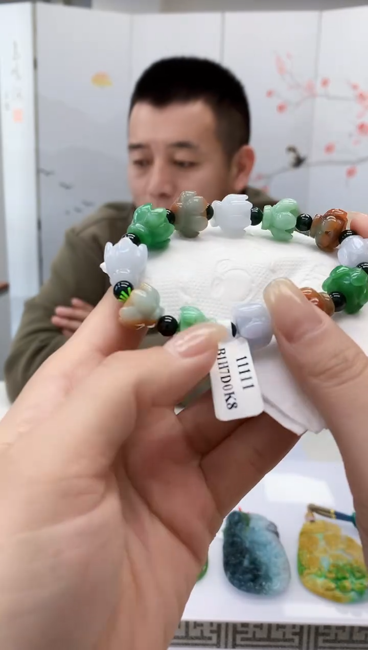 【闪购商品】定制翡翠未镶嵌4812lr-毛货手串22