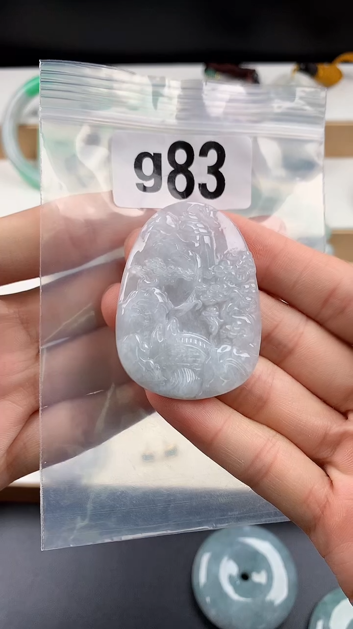 颈饰未镶嵌翡翠天然翡翠吊坠挂件