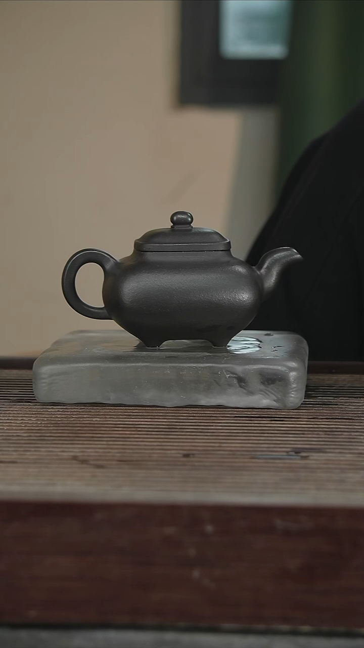 茶壶紫砂69号260CC