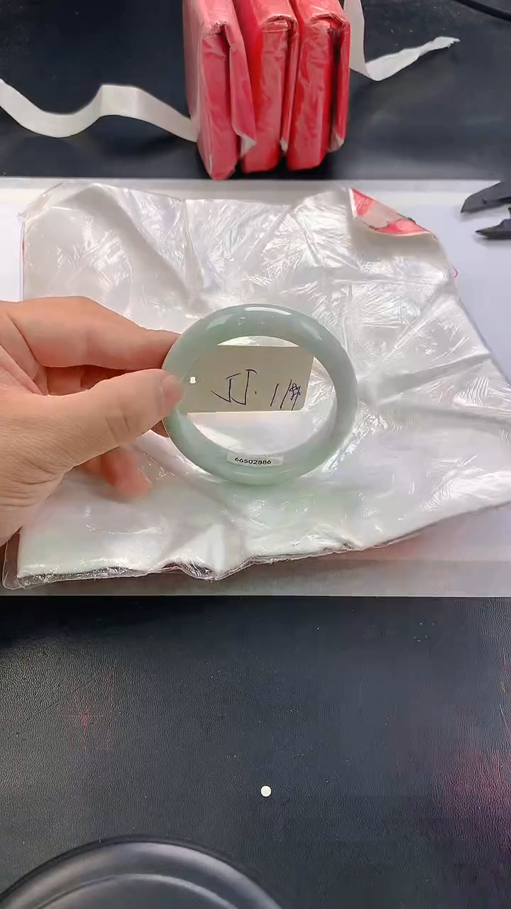 未镶嵌手镯翡翠119