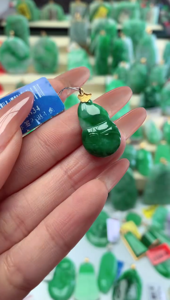 【闪购商品】翡翠颈饰18K金镶嵌挂件