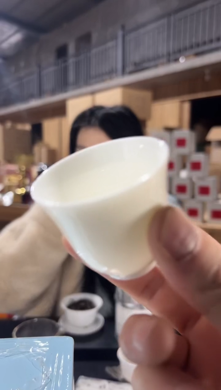 【闪购商品】水帘洞100g主人杯······