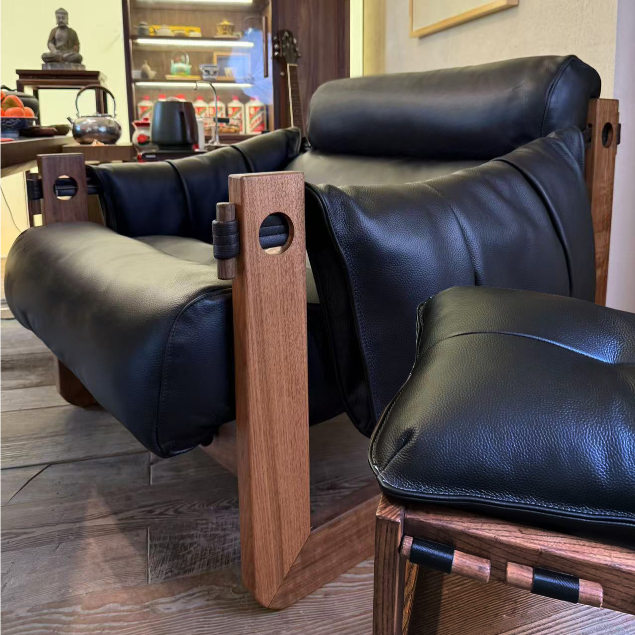 G黑色哑光 头层牛皮泽西岛椅 北美黑胡桃 北美白蜡木