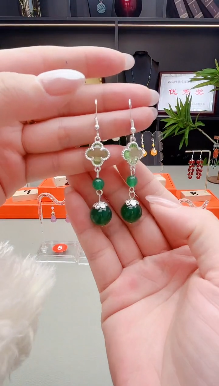 未镶嵌耳钉玛瑙/玉髓705