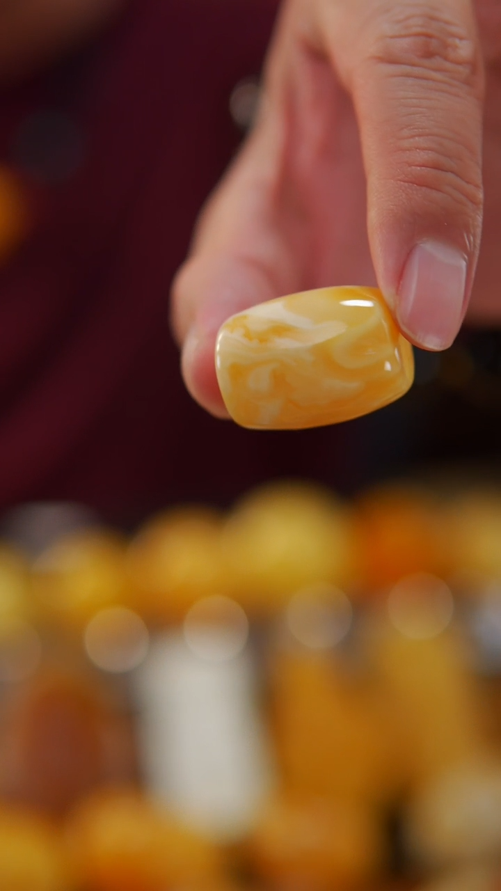 【闪购商品】蜜蜡颈饰未镶嵌焦皮妖花桶珠8.86