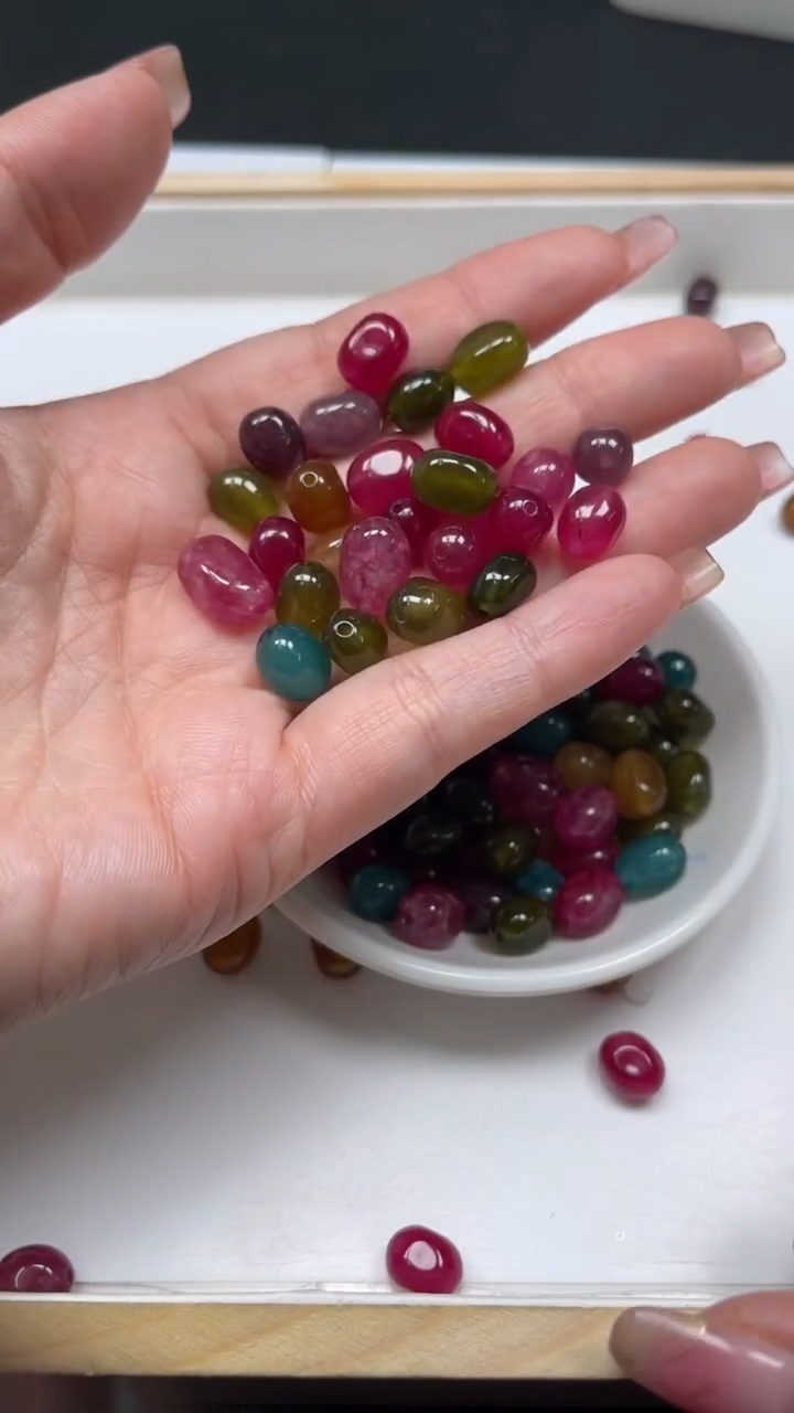 未镶嵌散珠碧玺D484 彩碧玺 随型8*11mm10个4.9元