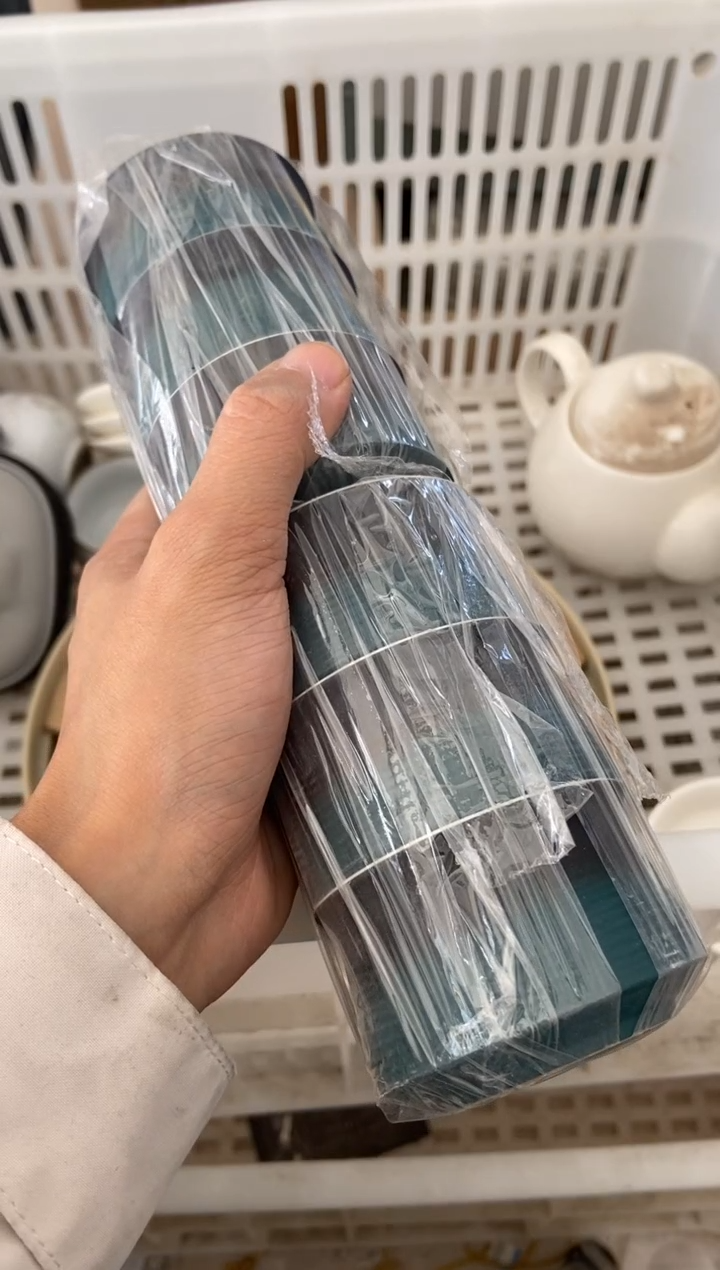 杯无运费险有瑕疵的摄影的产品有使用过的痕迹有点脏介意勿拍