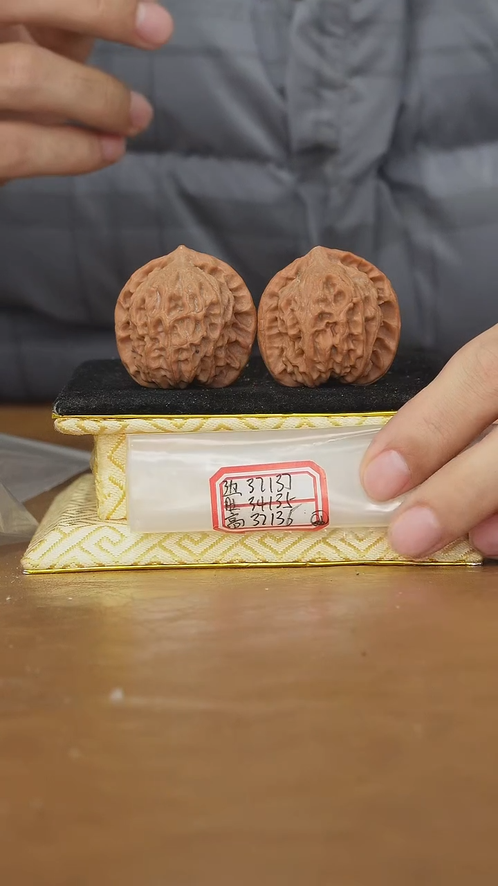 把件文玩核桃非嫁接北京有虫眼