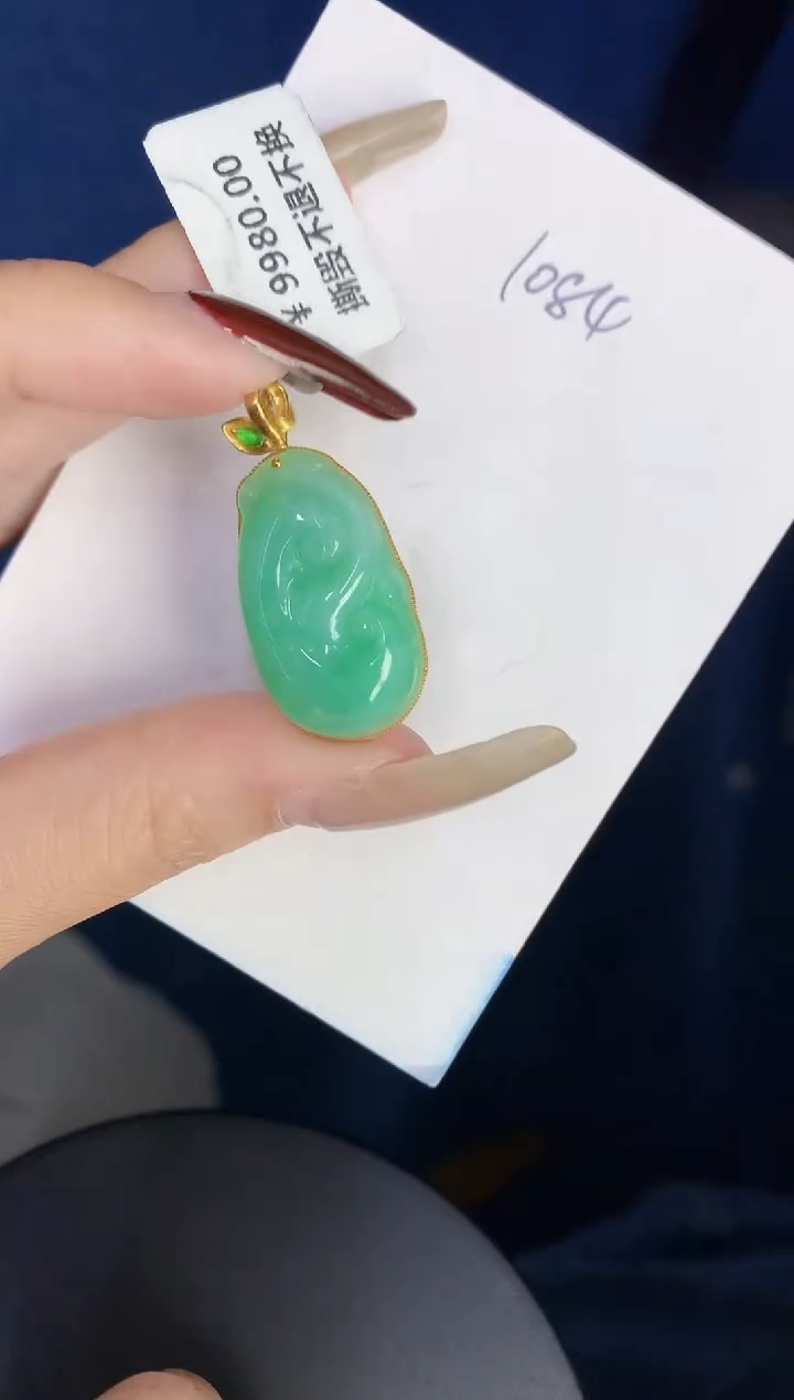 【闪购商品】翡翠颈饰18K金镶嵌0000000000