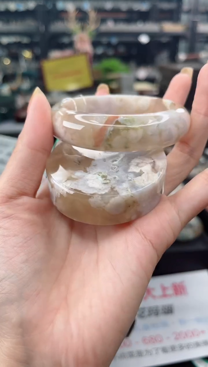 【闪购商品】石英质玉手镯未镶嵌57圈口（赠品镯心）3571171